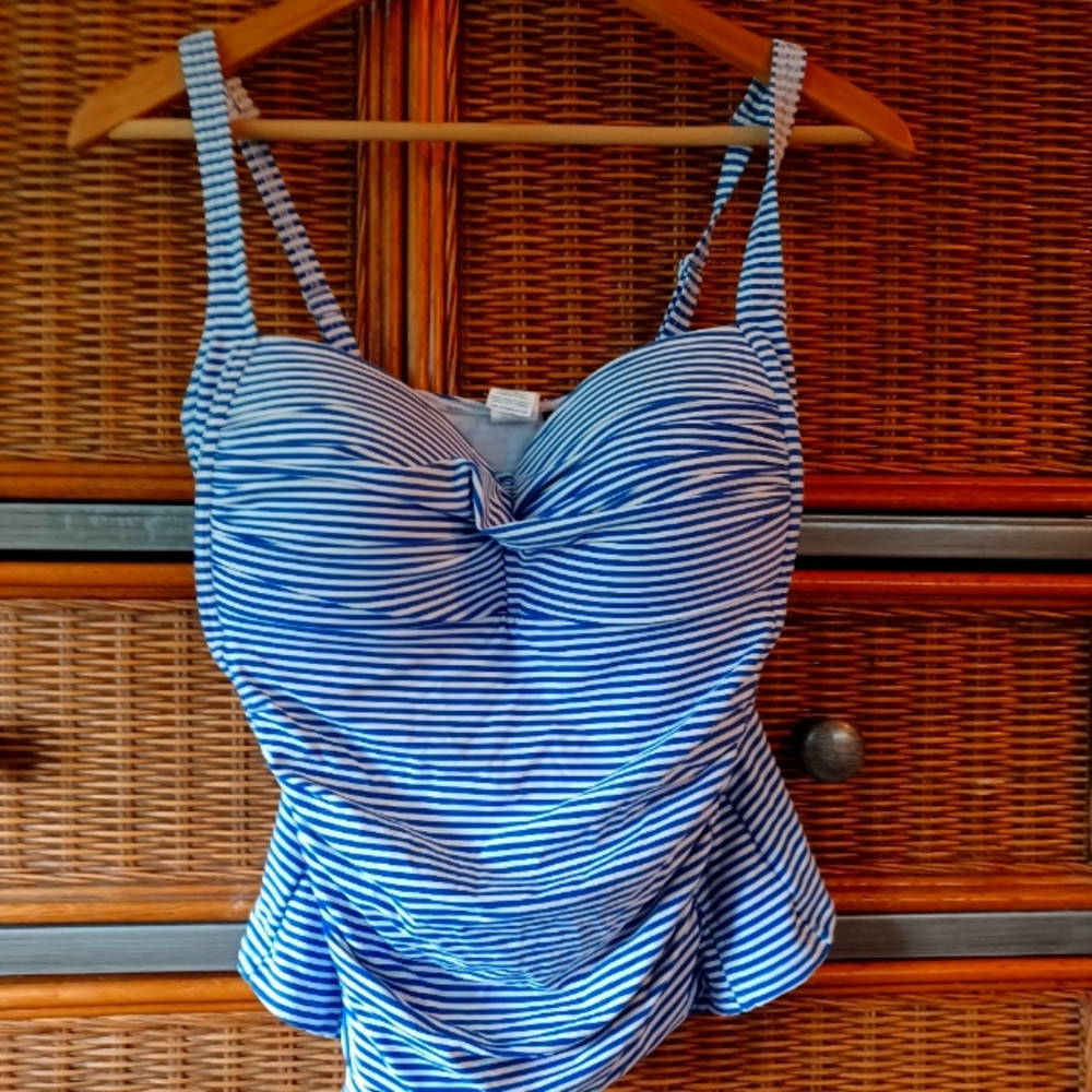 Niptuck striped 2 piece swimsuit size 14